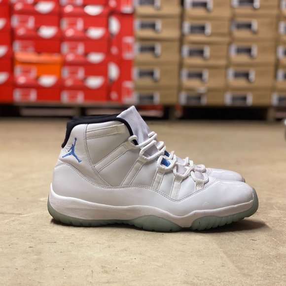 Nike Other - Nike Air Jordan 11 XI Retro Mens Shoes White Sz 11